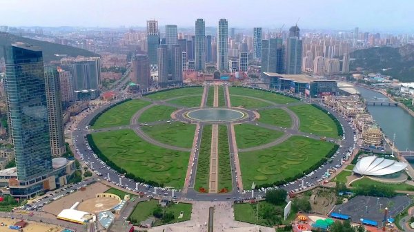 航心配资 共和国工业重镇风采依旧， “大连速度”与“大连效率”铸就新辉煌